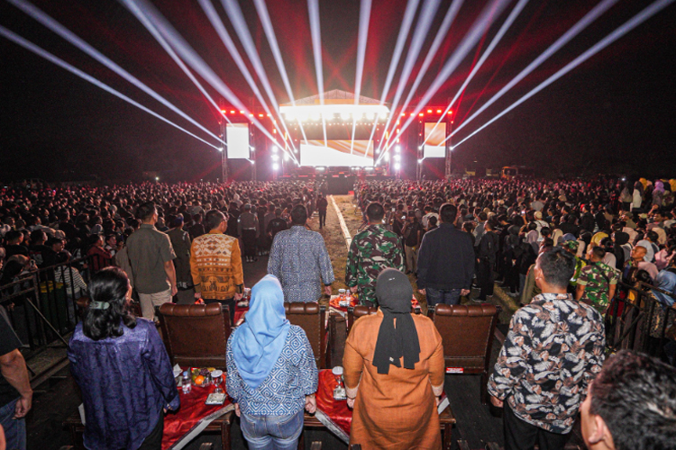 Pesta-Rakyat-2.jpg