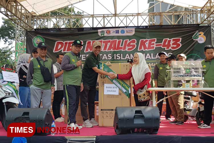 Jalan Sehat dan Bazar Unisma, Upaya Mempererat Silaturahmi Kampus dan Masyarakat