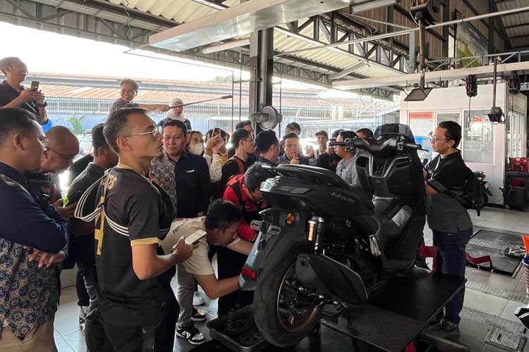 Yamaha NMAX Turbo, Skutik Canggih dengan Performa Dahsyat dan Fitur Modern