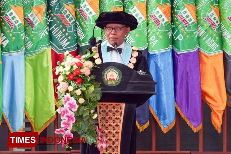 Rektor Universitas Islam Malang periode 2014 – 2018 dan 2018 – 2024, Prof. Dr. Drs. H. Maskuri, M.Si. (Foto: Achmad Fikyansyah/TIMES Indonesia)