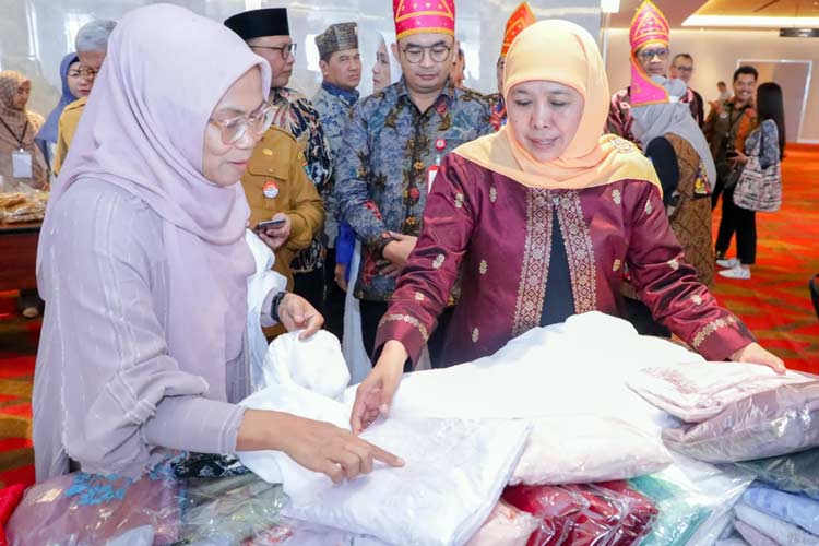 khofifah.jpg