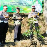 Polres Batu Gelar Bakti Sosial Penanaman Pohon di Kampus 3 UIN Malang
