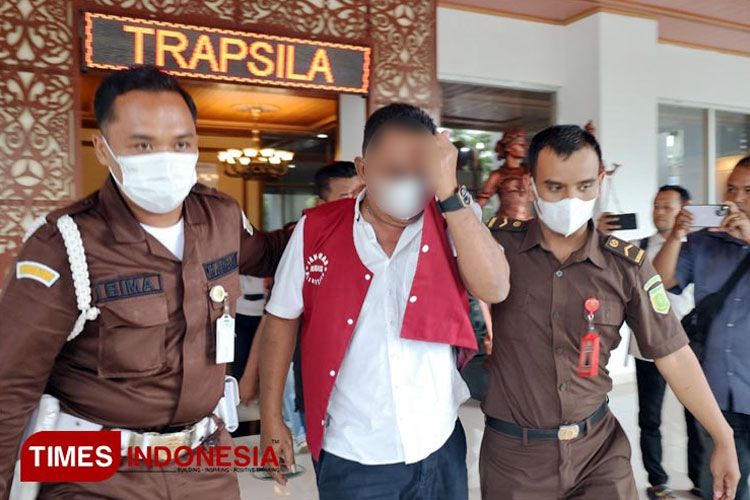 Terdakwa lurah nonaktif Candibinangun, Kapanewon Pakem, Kabupaten Sleman, Sismantoro. (FOTO: Dok TIMES Indonesia)