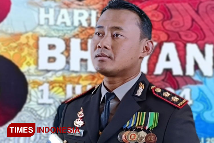 Pimpin Upacara HUT Bhayangkara ke-78, Kapolres Ponorogo Beri Pesan Penting pada Anggota
