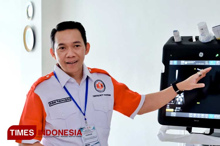 Ketua Perhimpunan Dokter Ahli Emergensi Indonesia, dr. Bobi Prabowo, Sp.Em, KEC, M Biomed., dalam kesempatan pemaparan pertolongan awal kegawatdaruratan belum lama ini. (Foto: Amin/TIMES Indonesia)