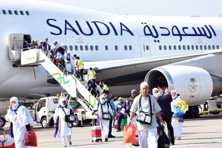 Rombongan terakhir yang diterbangkan ke Tanah Air dari Bandara Internasional King Abdul Aziz Jeddah tiba di tanah air. (Foto: MCH 2024 Kemenag RI)