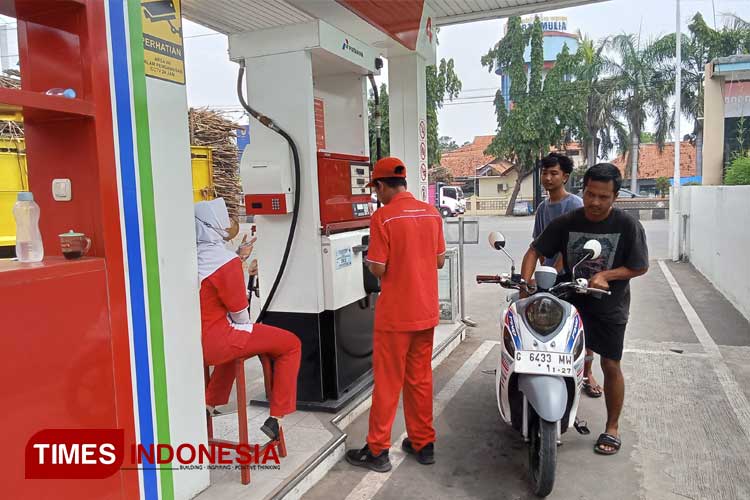 Warga Pemalang Keluhkan Pembatasan Waktu Pembelian BBM Pertalite di Sejumlah SPBU