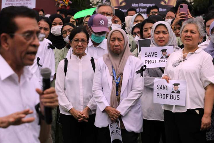 5 Sikap AIPKI Atas Pemberhentian Dekan FK Unair