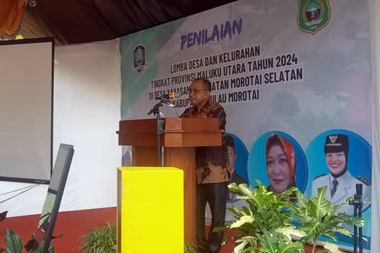 Pj Bupati Pemkab Pulau Morotai, Burnawan, SH, saat memberi sambutan lomba desa tingkat Provinsi Maluku Utara di Morotai, Jumat (5/7/2024) sore. (Foto: Munces For TIMES Indonesia)