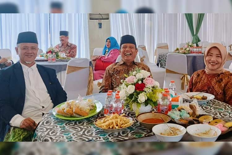 Abah Gun, Lathifah dan KH Hamim Satu Frame, Satu Suara Menuju Pilkada?