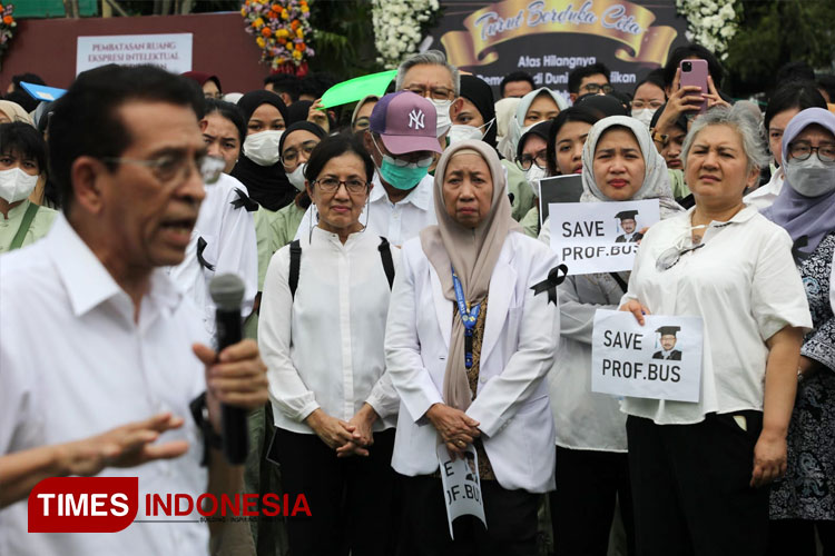 Rektor Unair Ajak Dialog Tim Kastria Airlangga