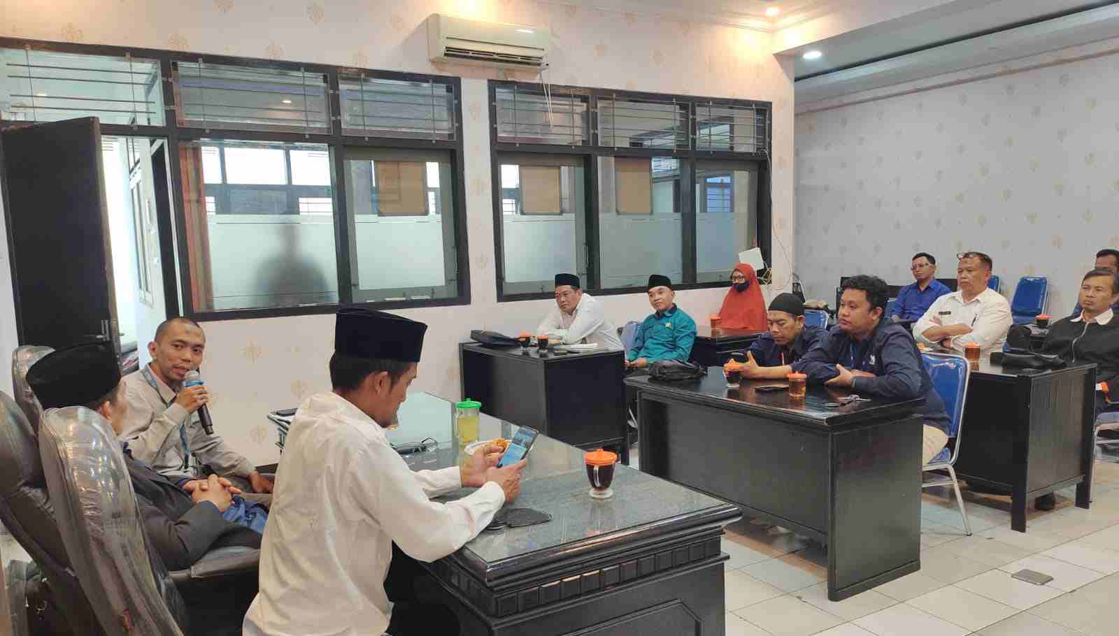 Rapat FOZ Malang, Baznas, dan Kemenag membuat Santunan 1000 Yatim pada 16 Juli nanti. (Foto: Baznas for TI)