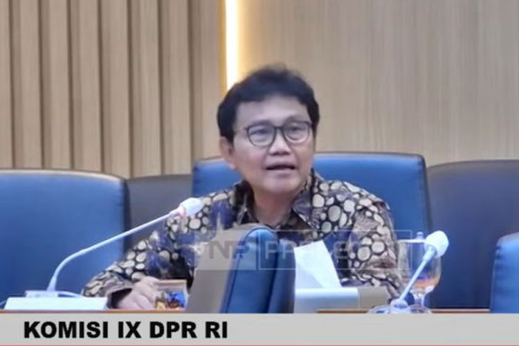 Anggota Komisi IX DPR RI Anas Thahir dalam Rapat Dengar Pendapat (RDP) Panitia Kerja (Panja) Pengawasan Percepatan Penurunan Stunting Komisi IX DPR RI di Kompleks Parlemen, Jakarta, Selasa (9/7/2024). (Foto: ANTARA/Tri Meilani Ameliya)