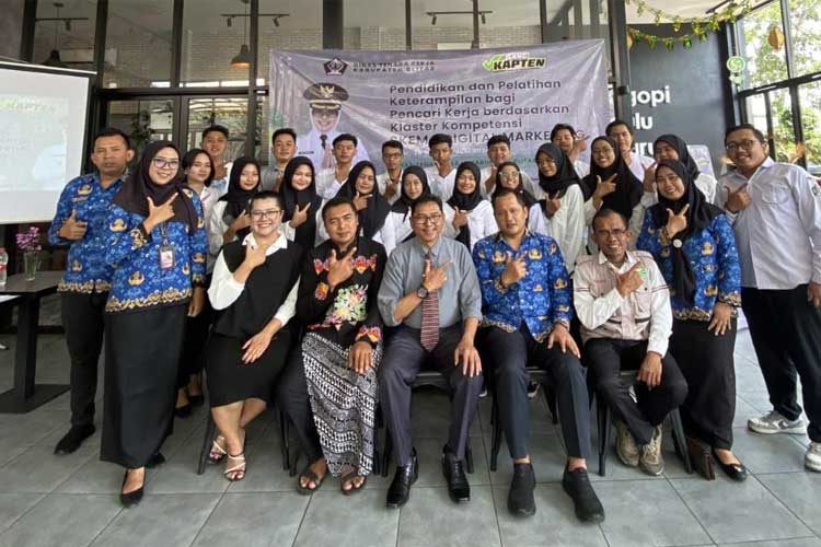 Program Sertifikasi Angkatan Kerja Kompeten atau Sang Kapten memanfaatkan DBHCHT di Kabupaten Blitar. (FOTO: Pemkab Blitar)