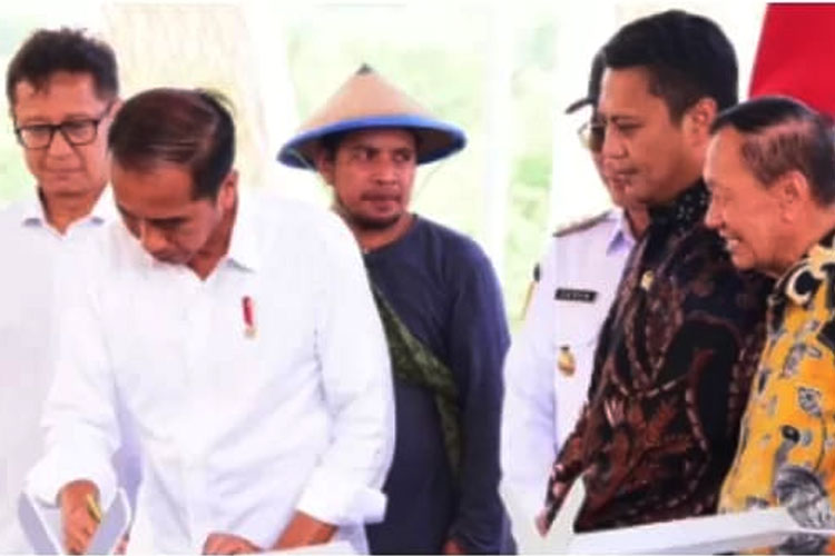 Presiden RI Jokowi Resmikan Pembangunan Pasar Tempe Sengkang, Sulsel