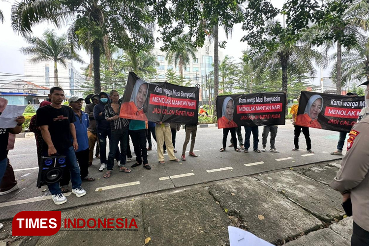 Forum Masyarakat Pilkada Bersih (FMPB) mendatangi kantor DPP Partai Gerindra di Jakarta. (FOTO: dok pribadi)