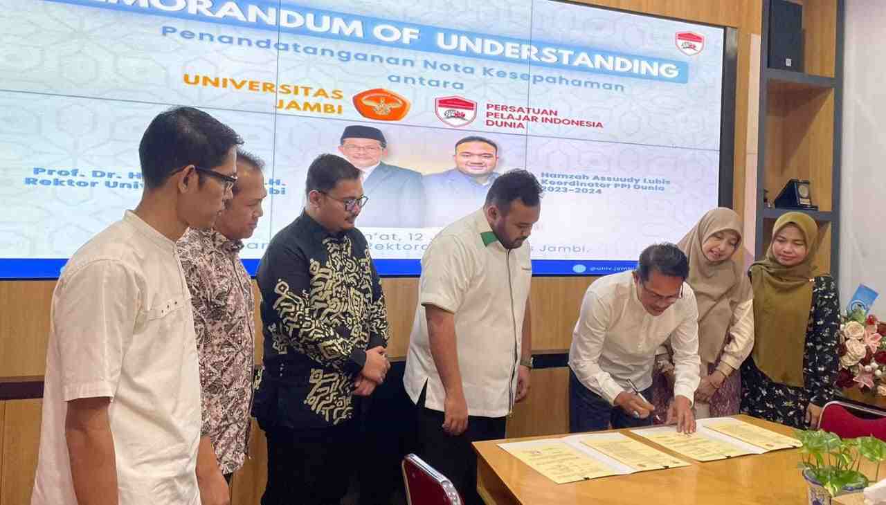 Penandatanganan Memorandum of Understanding (MoU) Unja dan bersama Perhimpunan Pelajar Indonesia Dunia (PPI Dunia). (Foto: PPI for TIMES Indonesia)