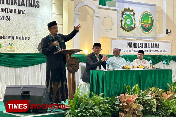 Para penggerak seni qasidah se-Indonesia kumpul di Al Mizan Majalengka. (FOTO: KH Maman Imanulhaq for TIMES Indonesia)