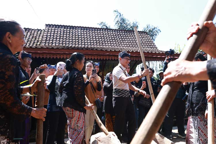 Desa Wisata Adat Osing Kemiren Banyuwangi Dinobatkan Desa Wisata Terbaik Indonesia 2024