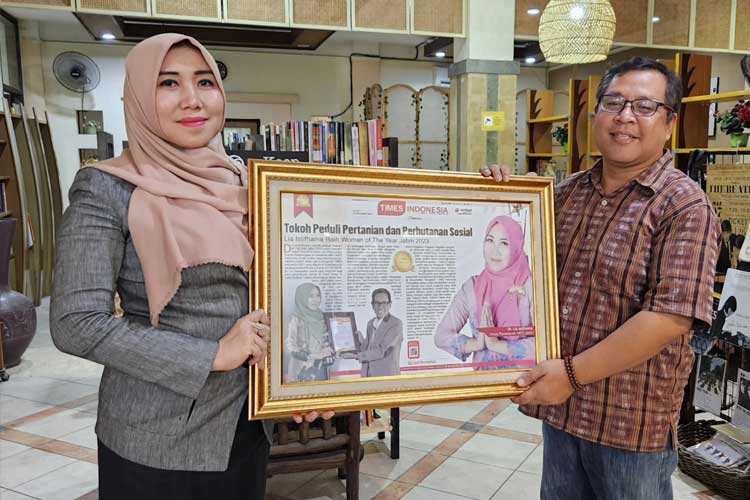 Penghargaan-Tokoh-Inspiratif-3.jpg