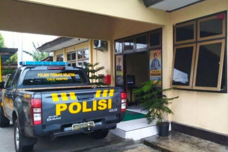 Kantor Polsek Ternate Selatan, tempat penahanan pelatih Taekwondo setelah ditetapkan tersangka kasus pencabulan anak dibawah umur. (Foto: Istimewa)