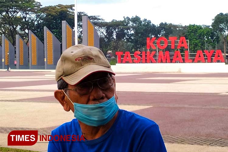 Alun-Alun-Dadaha-Kota-Tasikmalaya-b.jpg
