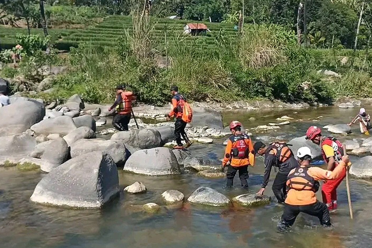 Tim Gabungan Basarnas masih melakukan pencarian dan posko pencarian. (Foto: istimewa)