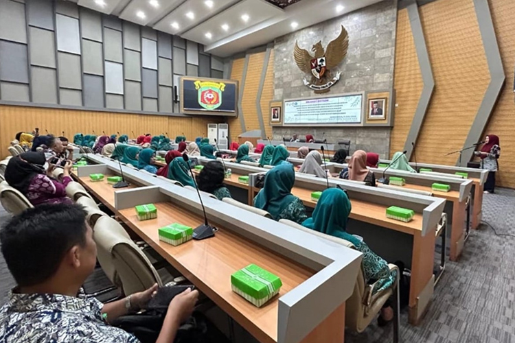 Sosialisasi oleh DLH Kota Samarinda. (Foto: Diskominfo for TIMES Indonesia)