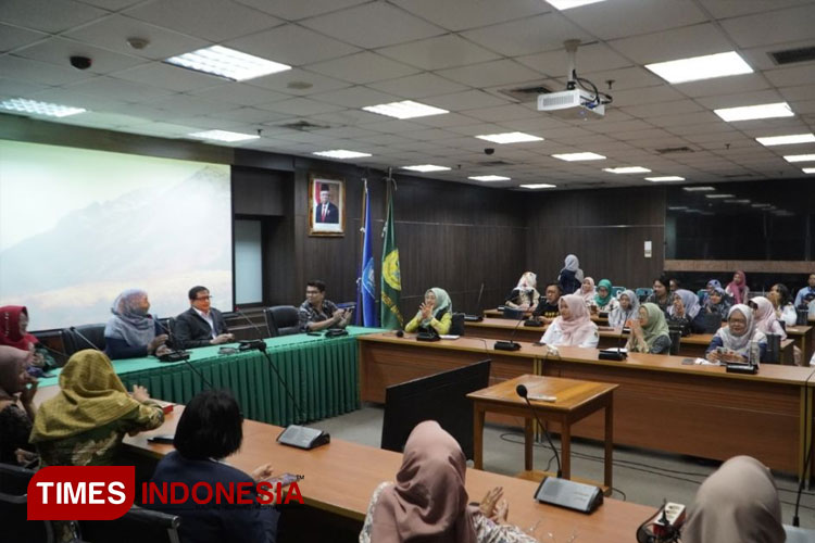 PkM-Bagi-Guru.jpg