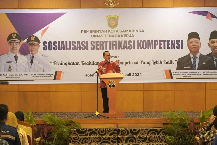Wakil Wali Kota Samarinda Rusmadi Wongso membuka acara sosialisasi sertifikasi. (Foto: Diskominfo for TIMES Indonesia)