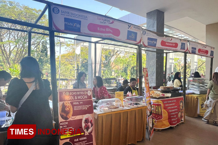 Stan kulinernyang meramaikan Festival Nusantara Heritage, di Malang Town Square, Jumat (19/7/2024).. (FOTO: Nadya Shafira Putri/TIMES Indonesia)