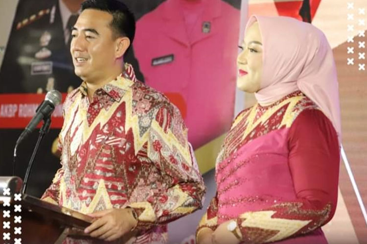 Kapolres-lama-dan-baru-Cianjur-3.jpg