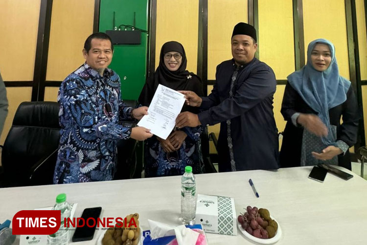 Asesmen Lapangan Akreditasi Program Studi Bahasa Inggris Universitas Islam Lamongan. Selasa, (16/7/2024). (Foto: AJP Unisla for TIMESINDONESIA)