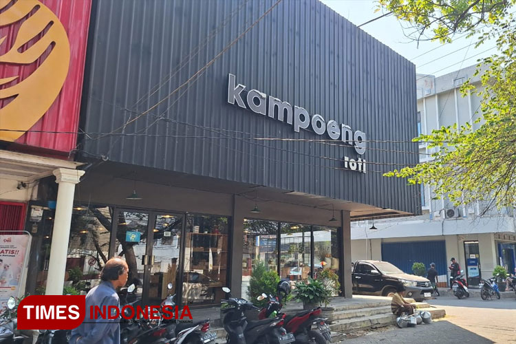 Salah satu Gerai Kampoeng Roti yang tengah bersengketa. (Foto: Lely/TIMES Indonesia)