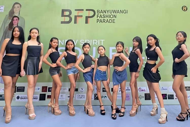 Para talent cilik yang ikut Model Competition pada BFP 2024. (Foto: Instagram Anna_aruna.ys dan Banyuwangi Fashion Parade 2024)