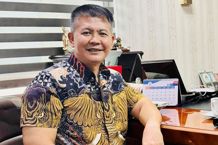 Mantan Ketua Komisi III DPR, Pieter C. Zulkifli Simabuea. (FOTO: dok. Pribadi)