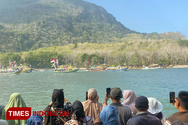 Petik Laut Jember: A Celebrated Tradition and Surfing Hub of East Java