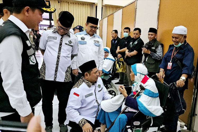 Sekretaris Jenderal Kementerian Agama (Sekjen Kemenag), Muhammad Ali Ramdhani, (FOTO: MCH 2024 Kemenag RI)