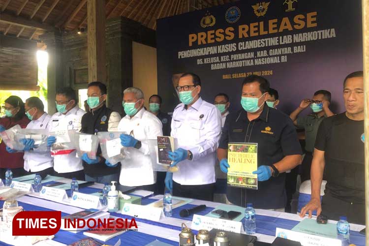 BNN Temukan Narkotika DMT di Laboratorium Clandestine Gianyar Bali, Ibu dan Anak Tersangka