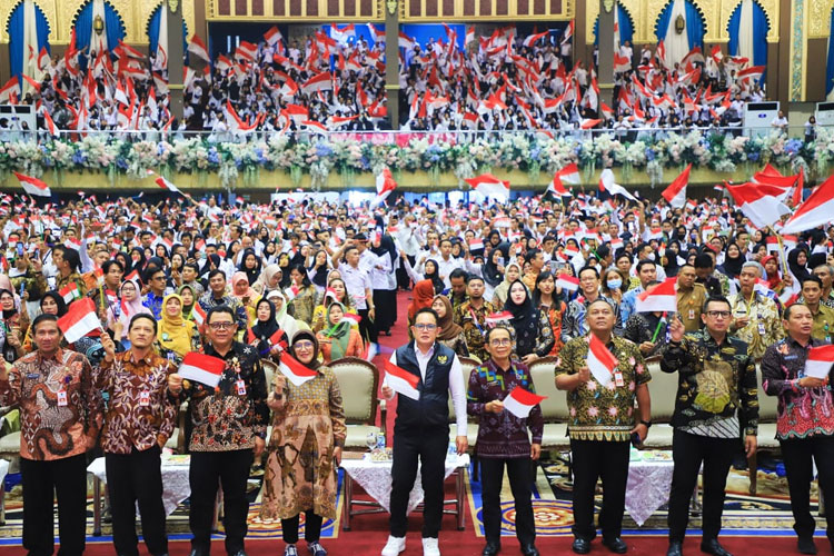 Pj-Gubernur-Adhy-a.jpg