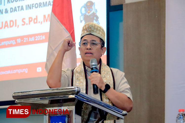 Anggota Bawaslu RI, Puadi menghadiri Rapat Kerja Evaluasi Sistem Tata Laksana dan Koordinasi Penanganan Pelanggaran Pemilu Tahun 2024, di Lampung, Kota Bandarlampung, Sabtu (20/7/2024). (FOTO: Bawaslu RI for TIMES Indonesia)