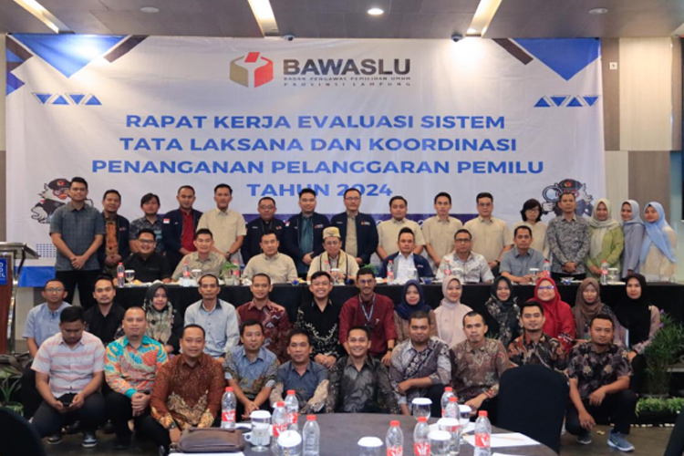 Rapat Kerja Evaluasi Sistem Tata Laksana dan Koordinasi Penanganan Pelanggaran Pemilu Tahun 2024 di Lampung digelar Bawaslu RI di Kota Bandarlampung, Sabtu (20/7/2024). (FOTO: Bawaslu RI for TIMES Indonesia)