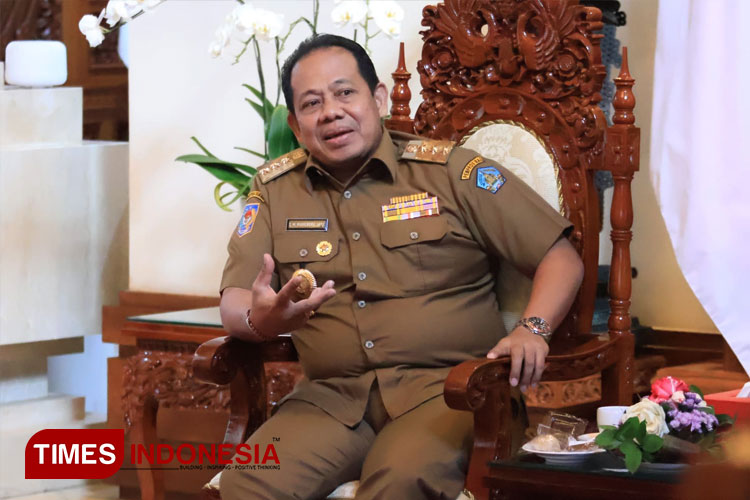 Layangan Bagian dari Kearifan Lokal, Pj Gubernur Bali akan Prioritaskan Keselamatan Penerbangan