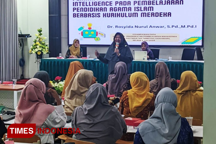 Penyampaian materi pelatihan oleh dosen UNIPMA, Dr. Rosyida Nurul Anwar, S.Pd.M,Pd.I. (Foto: Humas UNIPMA for TIMES Indonesia)