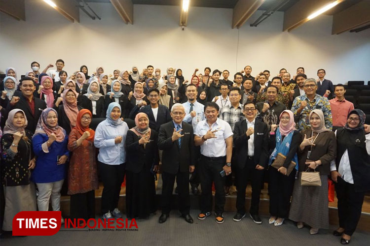 tim-uisi.jpg