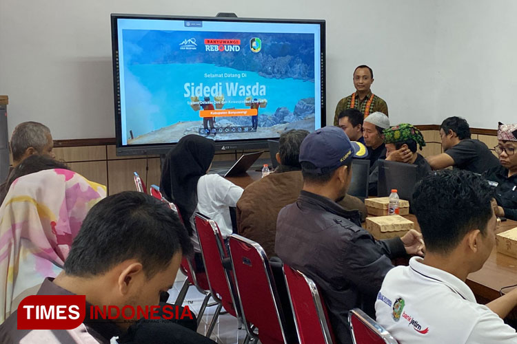 Suasana sosialisasi Sidedi Wasda di kantor Bakesbangpol Banyuwangi. (FOTO: Fazar Dimas/TIMES Indonesia).