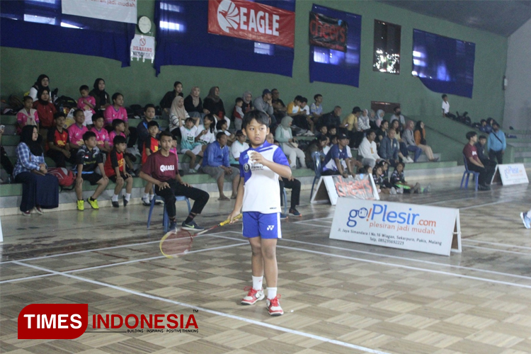 Sebanyak 162 atlet berlaga di Kejurkot Bulu Tangkis PIala Ketua Umum KONI Kota Batu yang diselenggarakan Persatuan Bulu Tangkis Seluruh Indonesia (PBSI) Kota Batu. (Muhammad Dhani Rahman/TIMES Indonesia)
