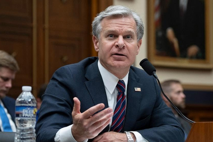 Direktur FBI Christopher Wray hadir di hadapan Komite Kehakiman DPR di Capitol Hill, 24 Juli 2024, di Washington. (FOTO: abcnews.com)