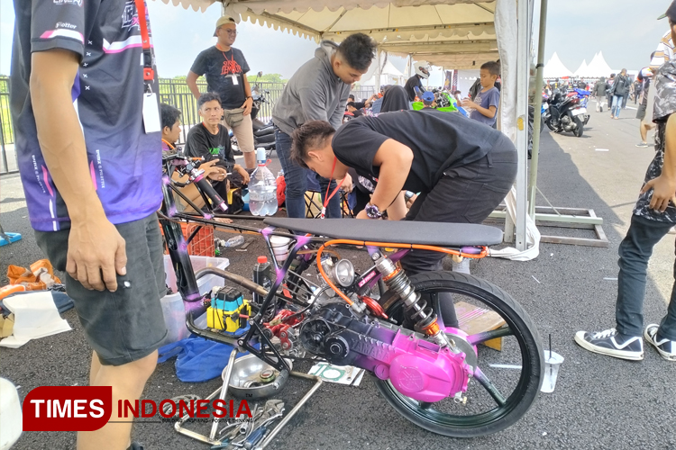 Pecinta Otomotif Tasikmalaya Apresiasi Pertamax Turbo Drag Fest 2024