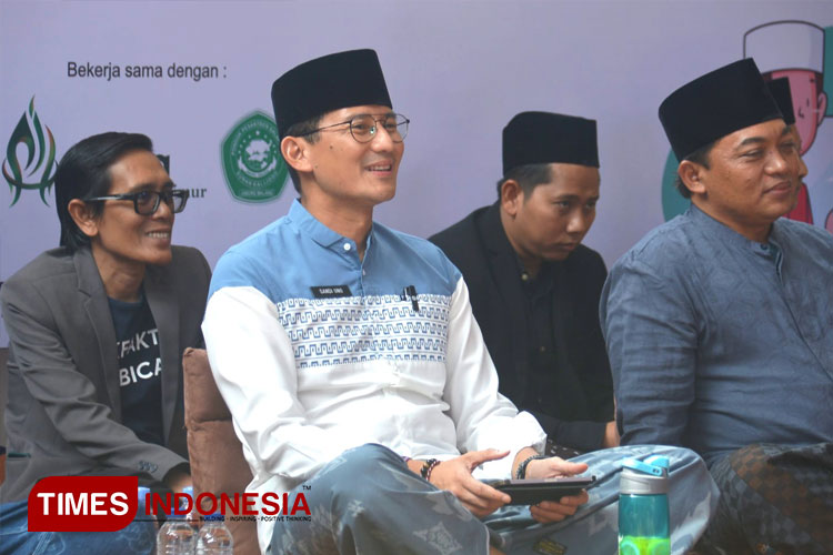 Sandiaga-Unod46bf4763ccc145a.jpg